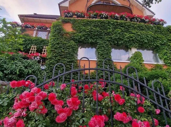 Villa Victoria